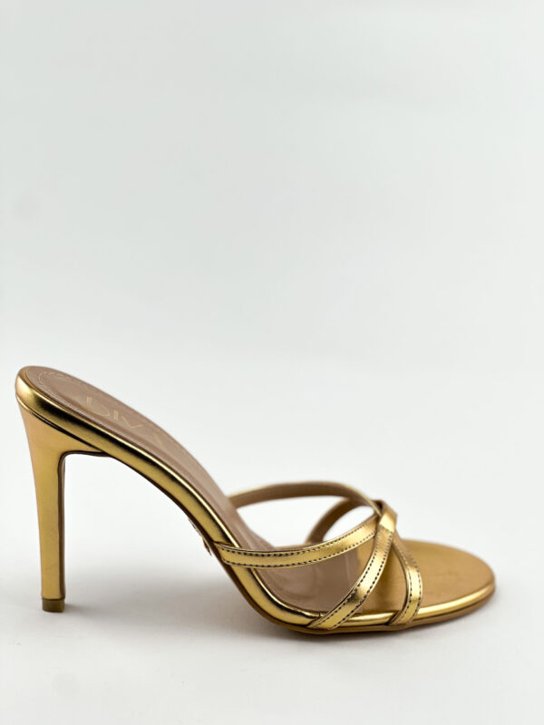 Pokahuntas mule shampagn color